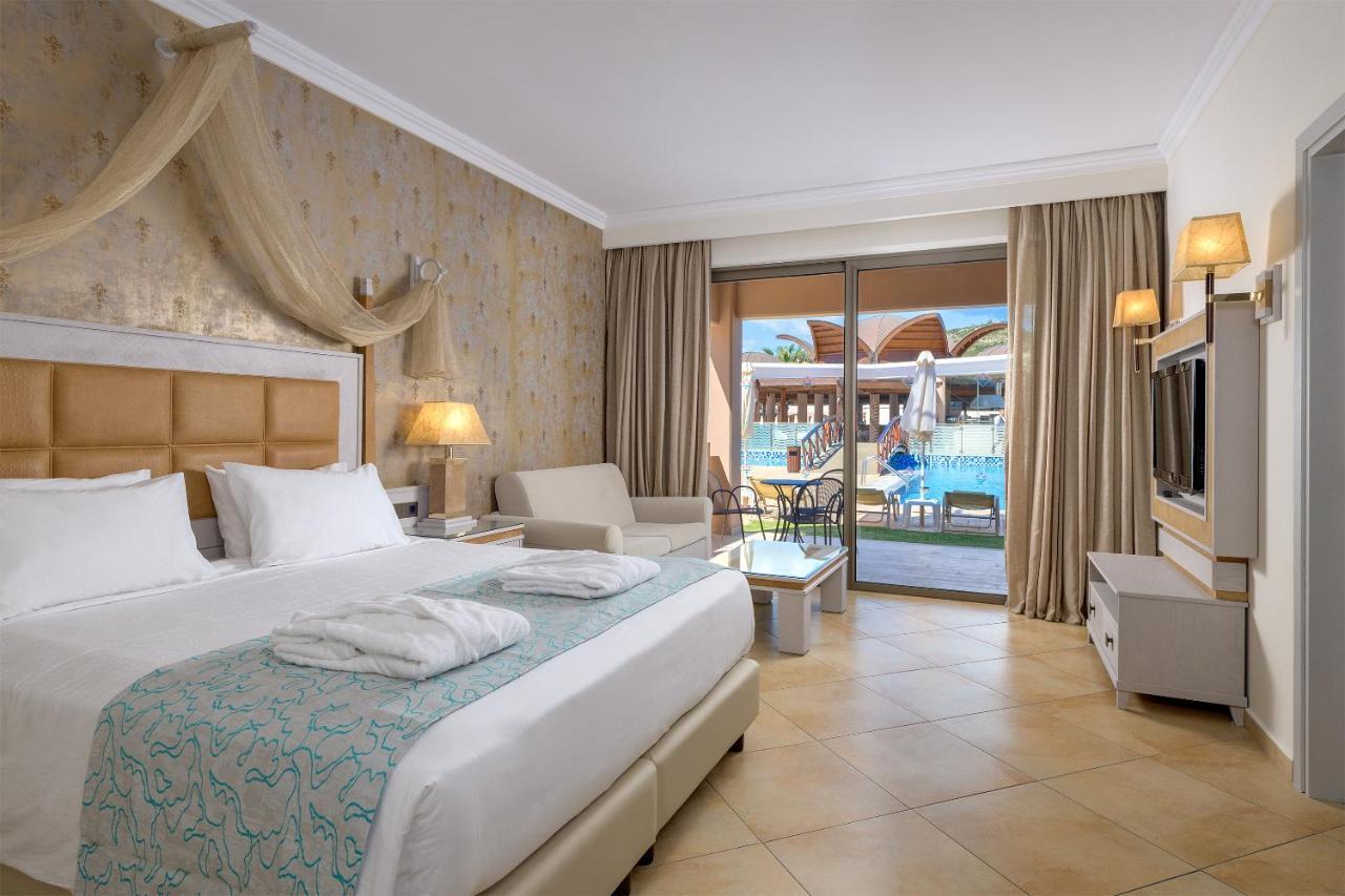Resort La Marquise Luxury Complex