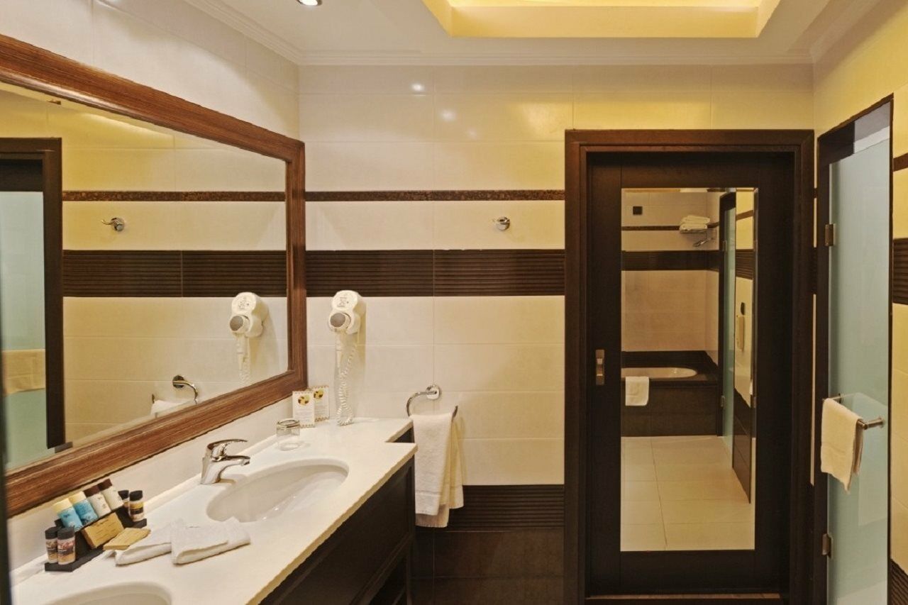 La Marquise Luxury Complex